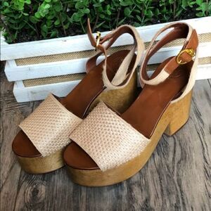 New Tory Burch sandals 